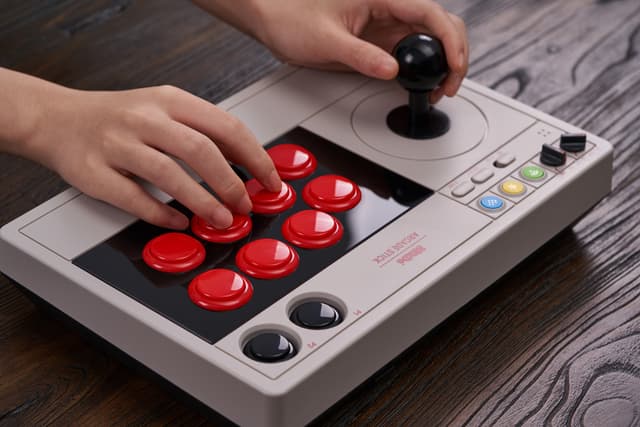 8BitDo Arcade Stick 2.4G PC & NS