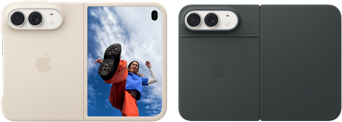 iPhone Duo i fargen stjernehvit med silikondeksel i fargen sand, liggende format, helt åpen horisontalt, Dual Fusion-kameraer øverst til venstre, dekselet dekker baksiden og den ytre kanten av skjermen på forsiden, høyre side viser et portrett av en person på frontskjermen. iPhone Duo i fargen stjernehvit, støttet opp av et marineblått Folio-deksel med støtteklaff, helt åpent horisontalt, baksiden viser de to 48 MP Fusion-kameraene på baksiden, to objektiver