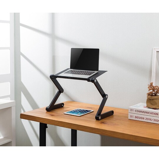 DELTACO OFFICE Justerbart laptop-bord for stående/sittende, svart - Elkjøp