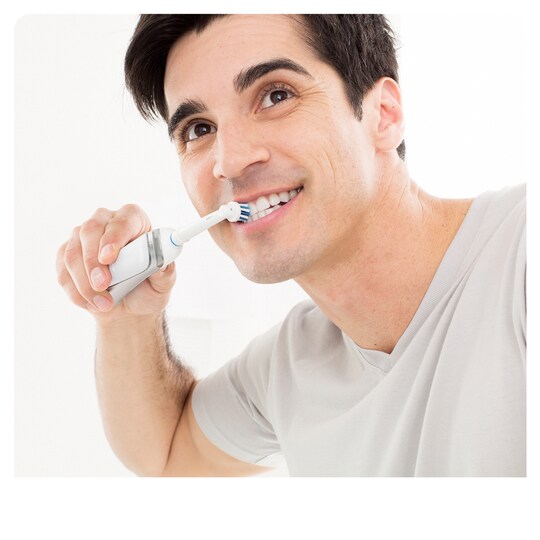 Oral-B Pro2 elektrisk tannbørste 2900 - Elkjøp
