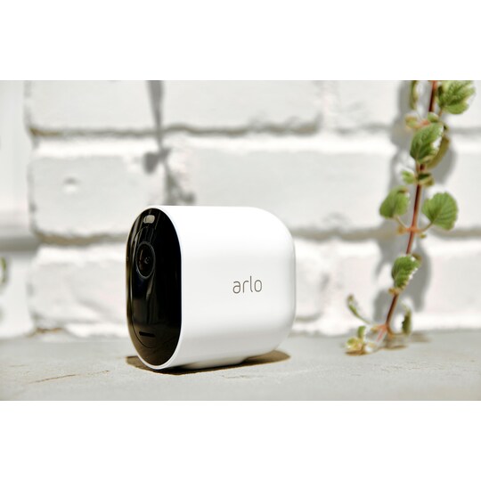 Arlo Pro 3 ledningsfritt 2K QHD sikkerhetskamera (tilleggskamera) - Elkjøp