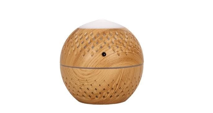 Luftfukter/Aroma Diffuser i lett tredesign med LED