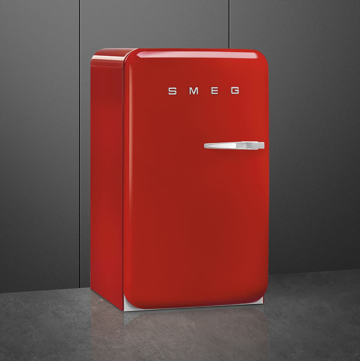 Smeg 50 s style kjøleskap med fryser FAB10LRD6 (rød)