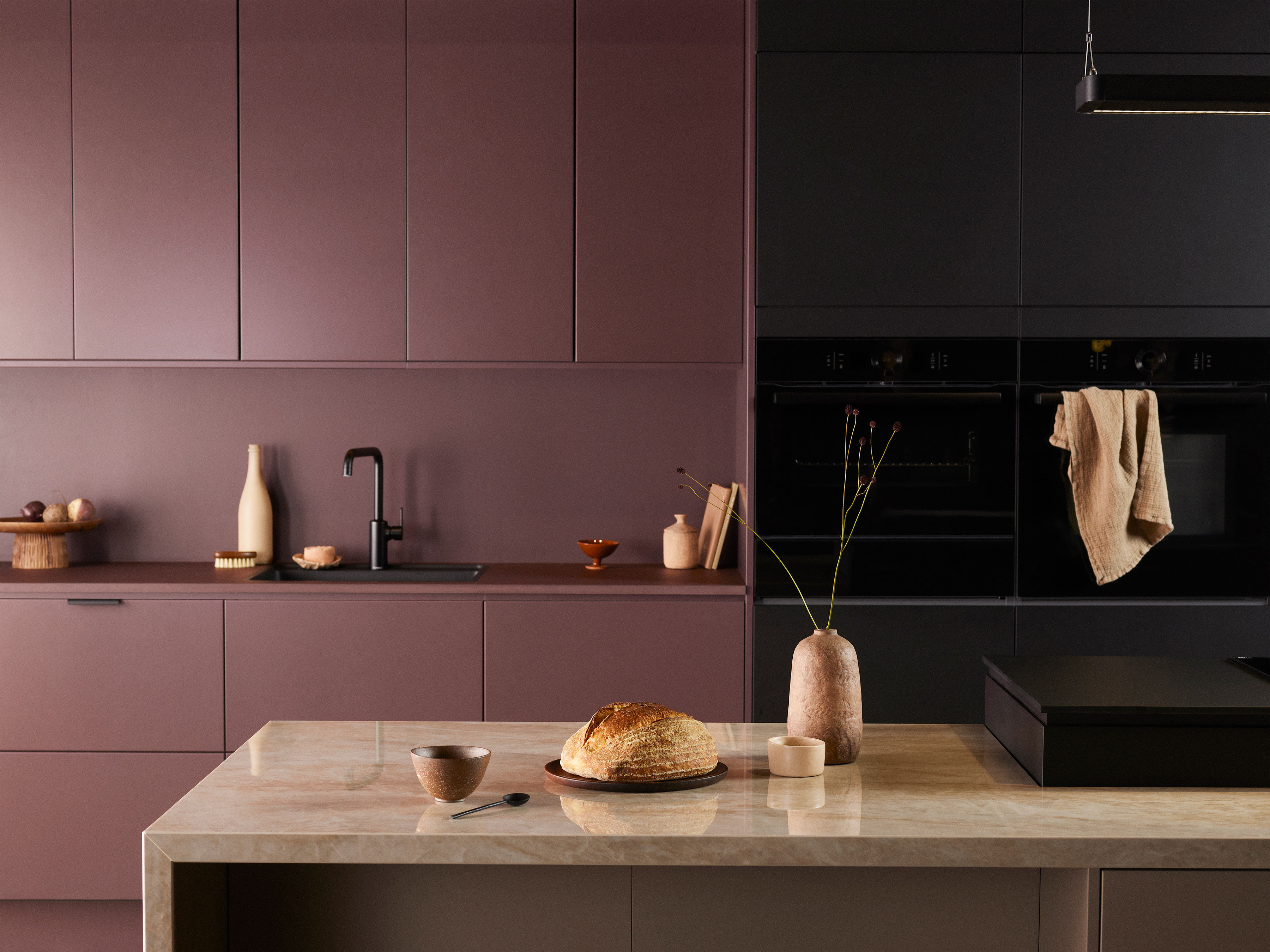 Burgunder - ny kjøkkenfarge i 2023 | Elkjøp