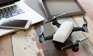 Viktig informasjon og generelle regler rundt droneflyging | Elkjøp