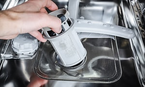 Hvordan rengjøre oppvaskmaskinen? | Elkjøp